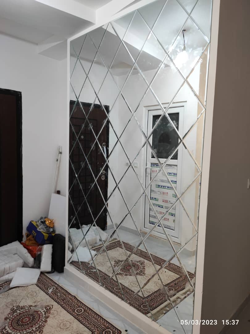 آینه های دکوراتیو